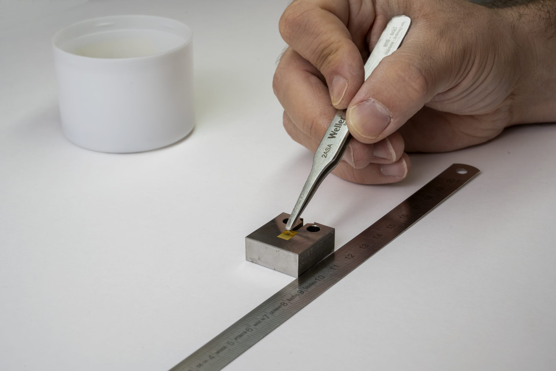 Instrumentation sous binoculaire LESCATE